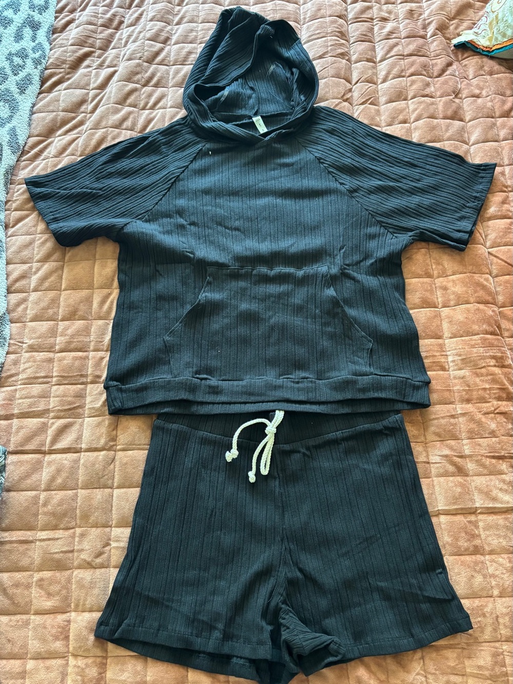 Women’s Black Ribbed Drawstring Short Set